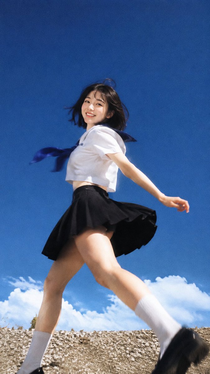 Summer Youth: Sailor Outfit Outdoor Portrait